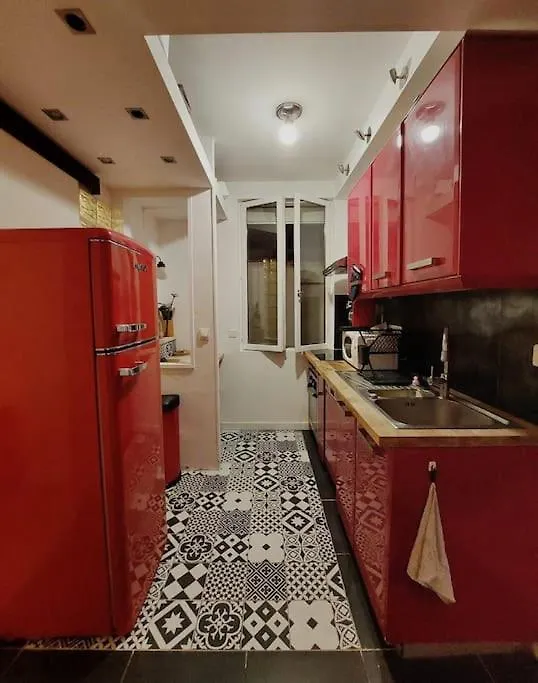 Appartement Au Coeur De Menilmontant 巴黎 0*,